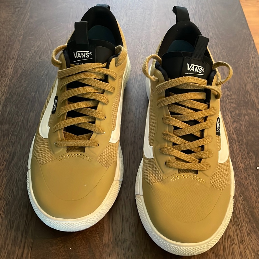 Vans UltraRange EXO